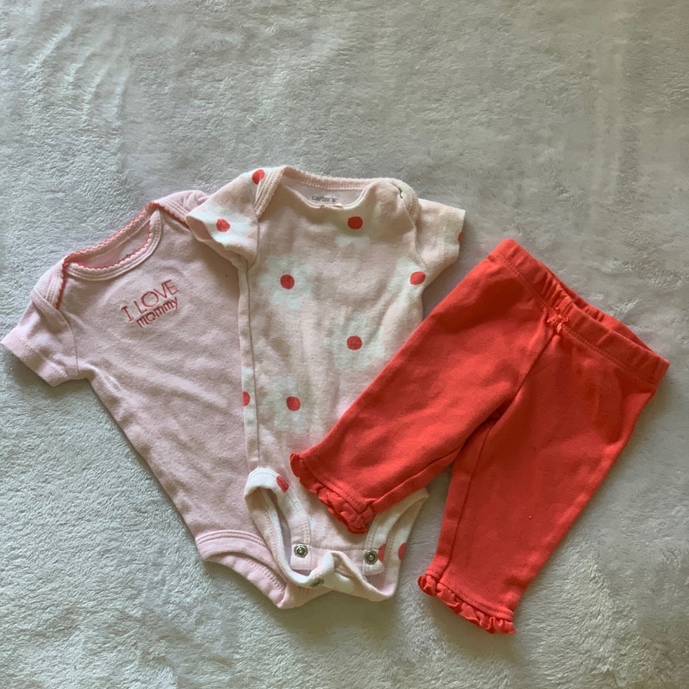 Carters Newborn Girl Layette